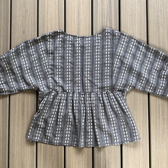 Melissa Paige Black & White Floral Print Balloon Sleeve Top Size S Petite - Picture 5 of 9